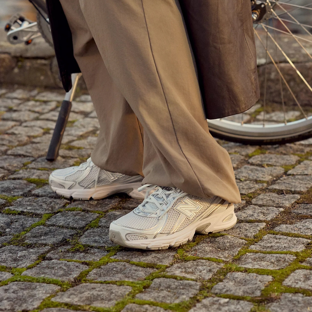 New Balance U740WM2