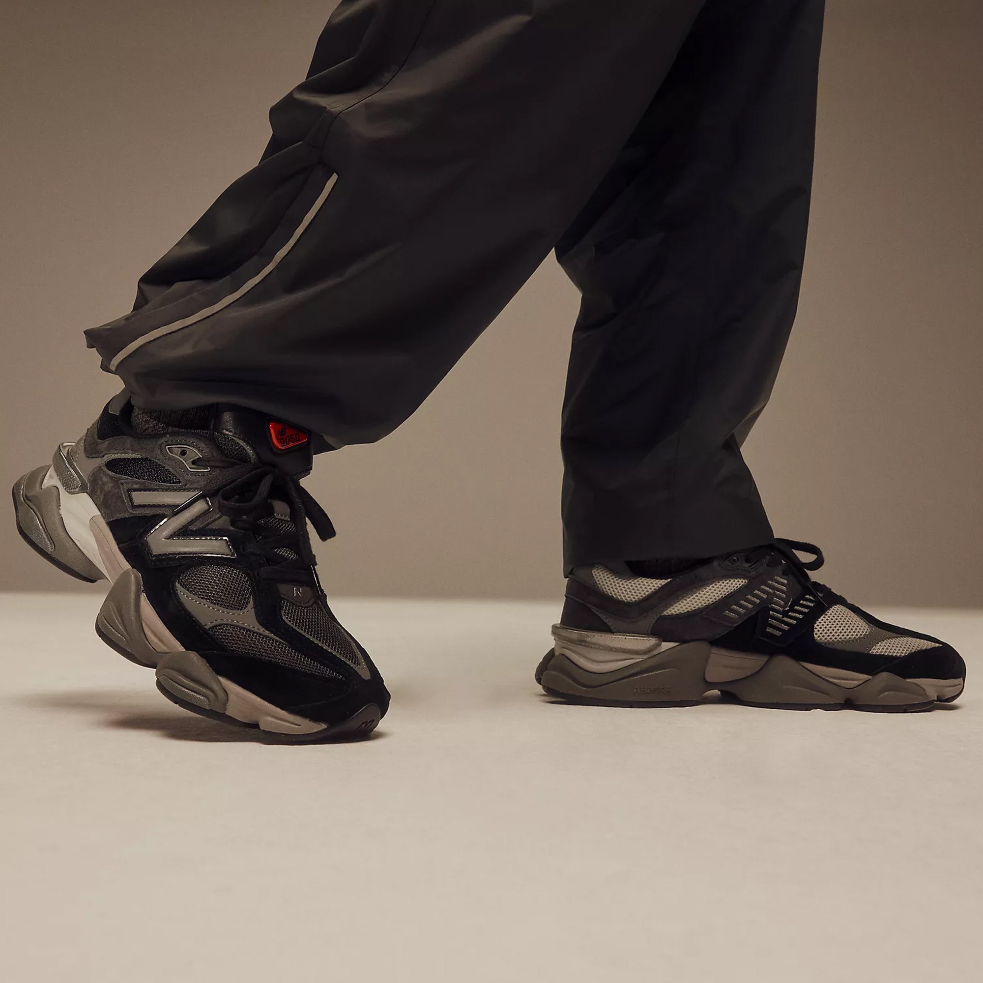 New Balance U9060BLK