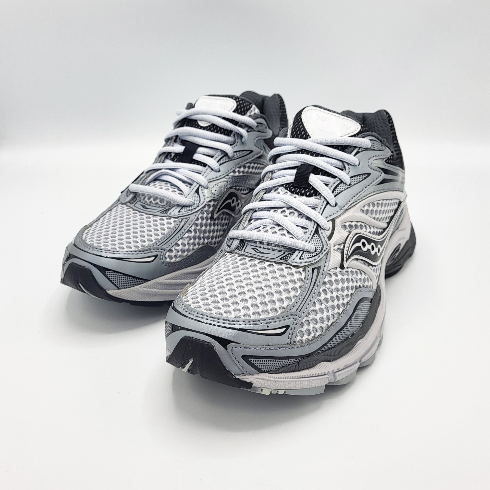 Saucony Progrid Omni 9